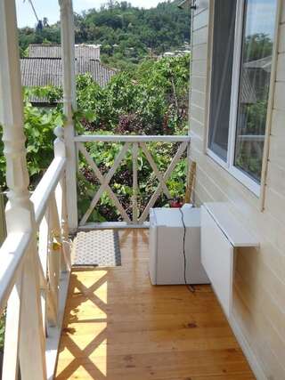 Гостевой дом Добрый Лев Сухум Двухместный номер с 1 кроватью и собственной ванной комнатой-22